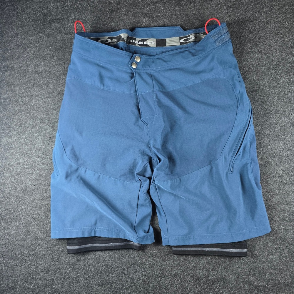 Oakley Men's Blue Cycling Shorts Lined Performance Athletic Zip Pocket Size 34